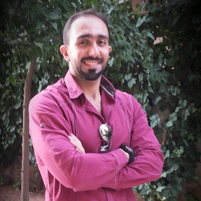 الأستاذ مهند الملا 